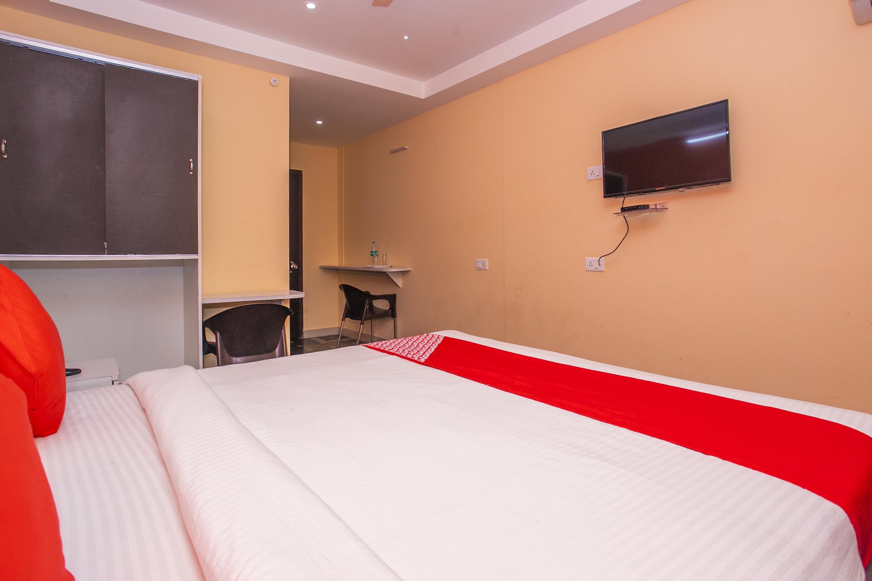 Oyo 22837 Chairmen'S Hotel Bengaluru Zewnętrze zdjęcie