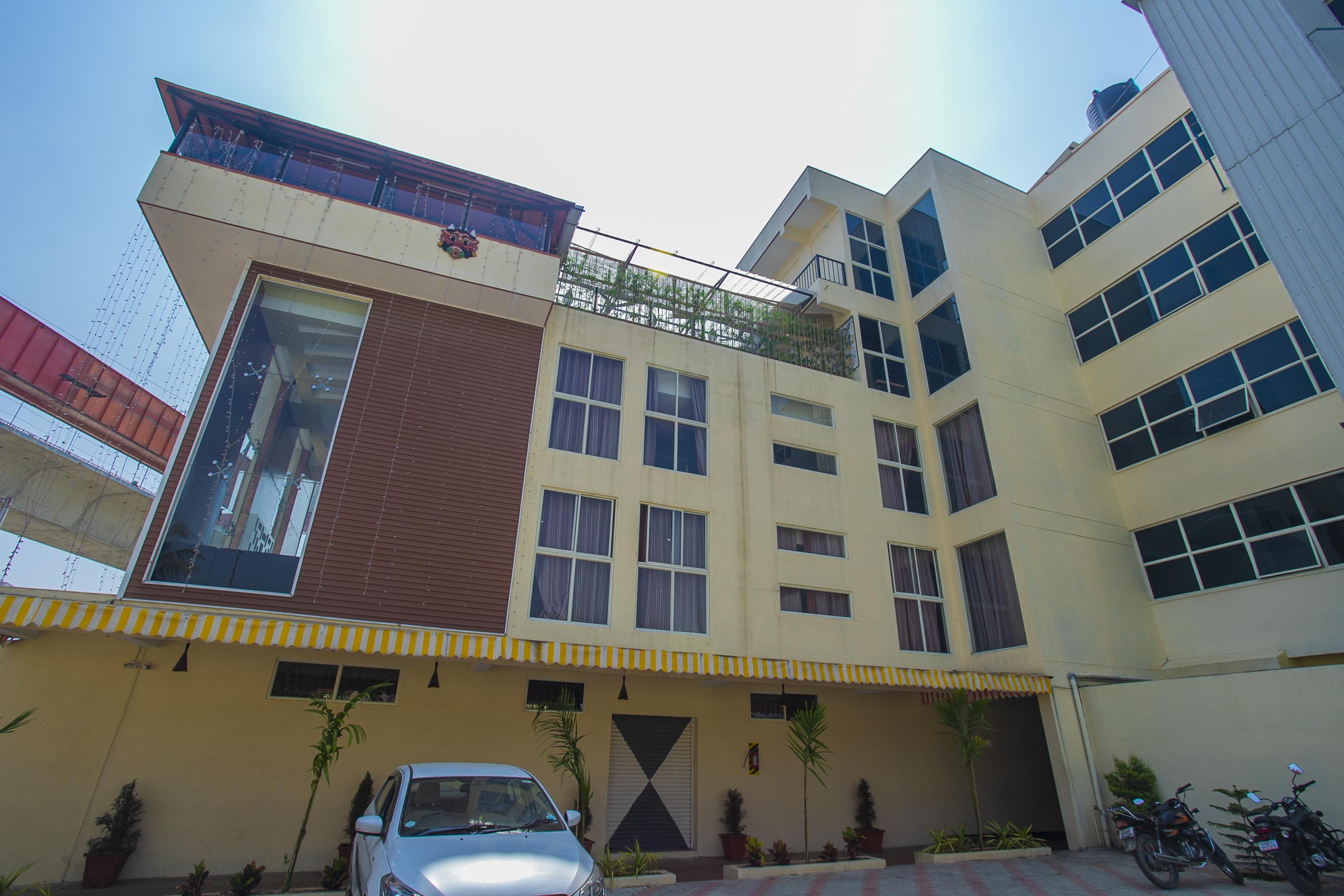 Oyo 22837 Chairmen'S Hotel Bengaluru Zewnętrze zdjęcie