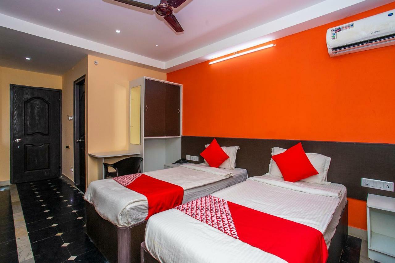 Oyo 22837 Chairmen'S Hotel Bengaluru Zewnętrze zdjęcie